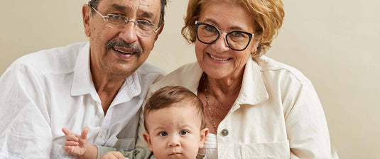 LOS ABUELOS: Un vínculo de ternura eterna, un legado de amor.