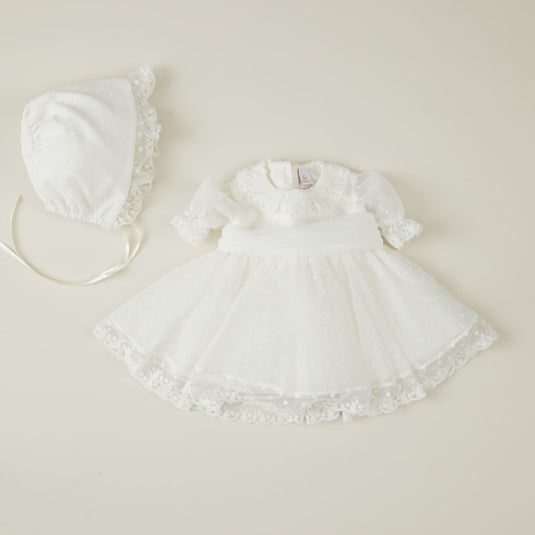 Vestido elegante para niña con volantes y detalles en encaje