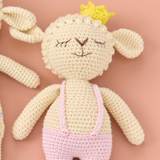 Amigurumi Oveja Corona Rosa