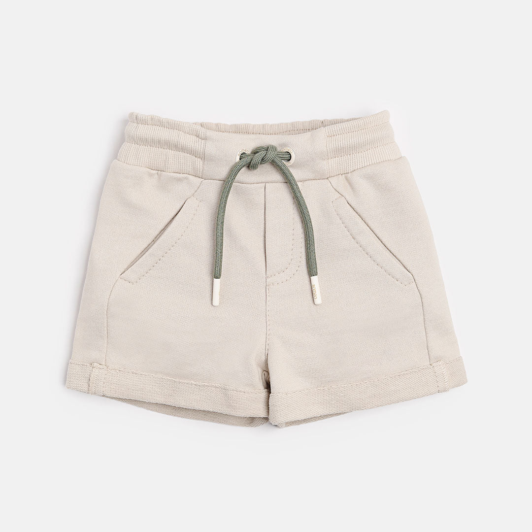 Short niño